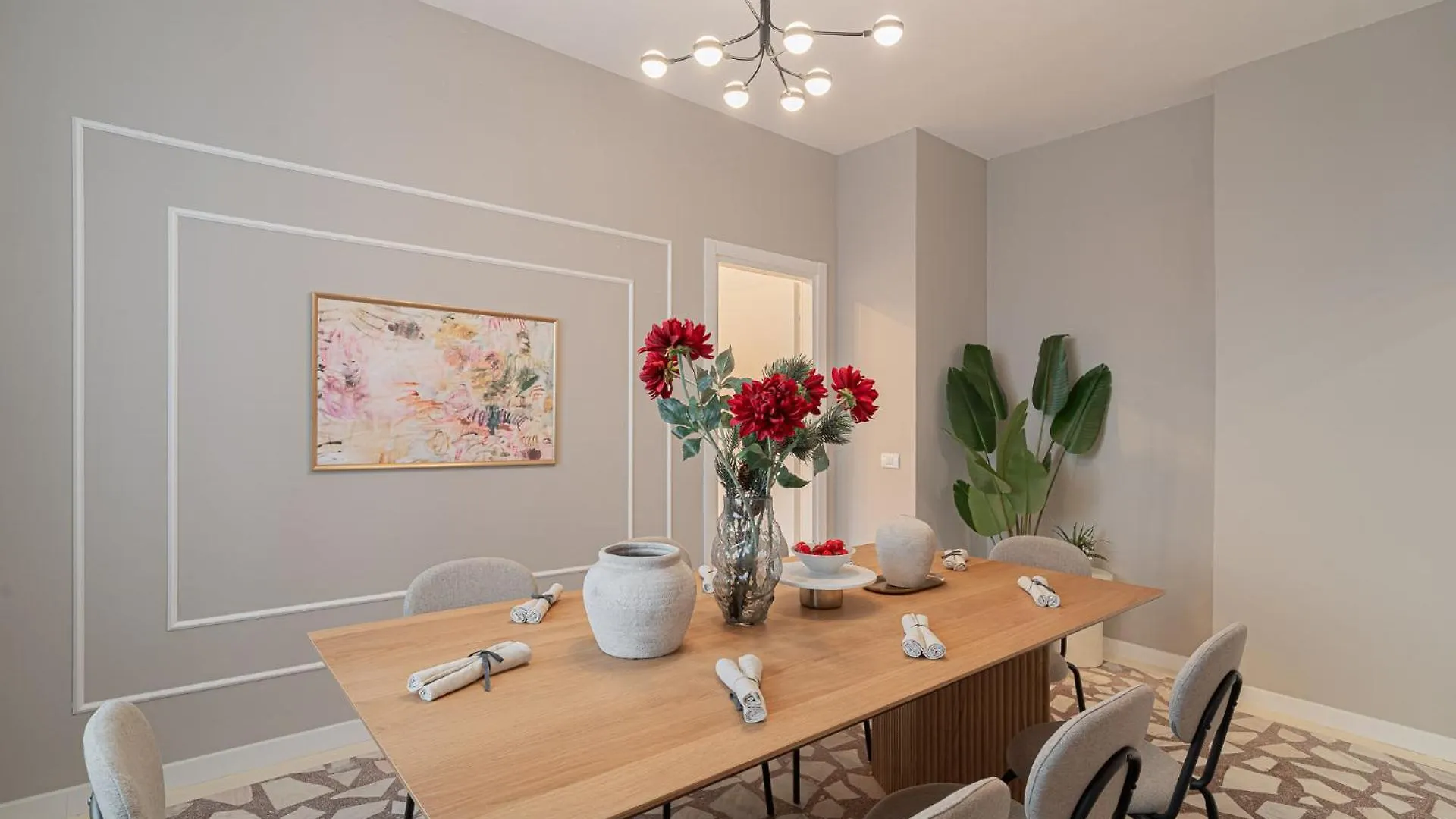Loggia & Luxe 5Br Penthouse In Universitatii Area Bukarest