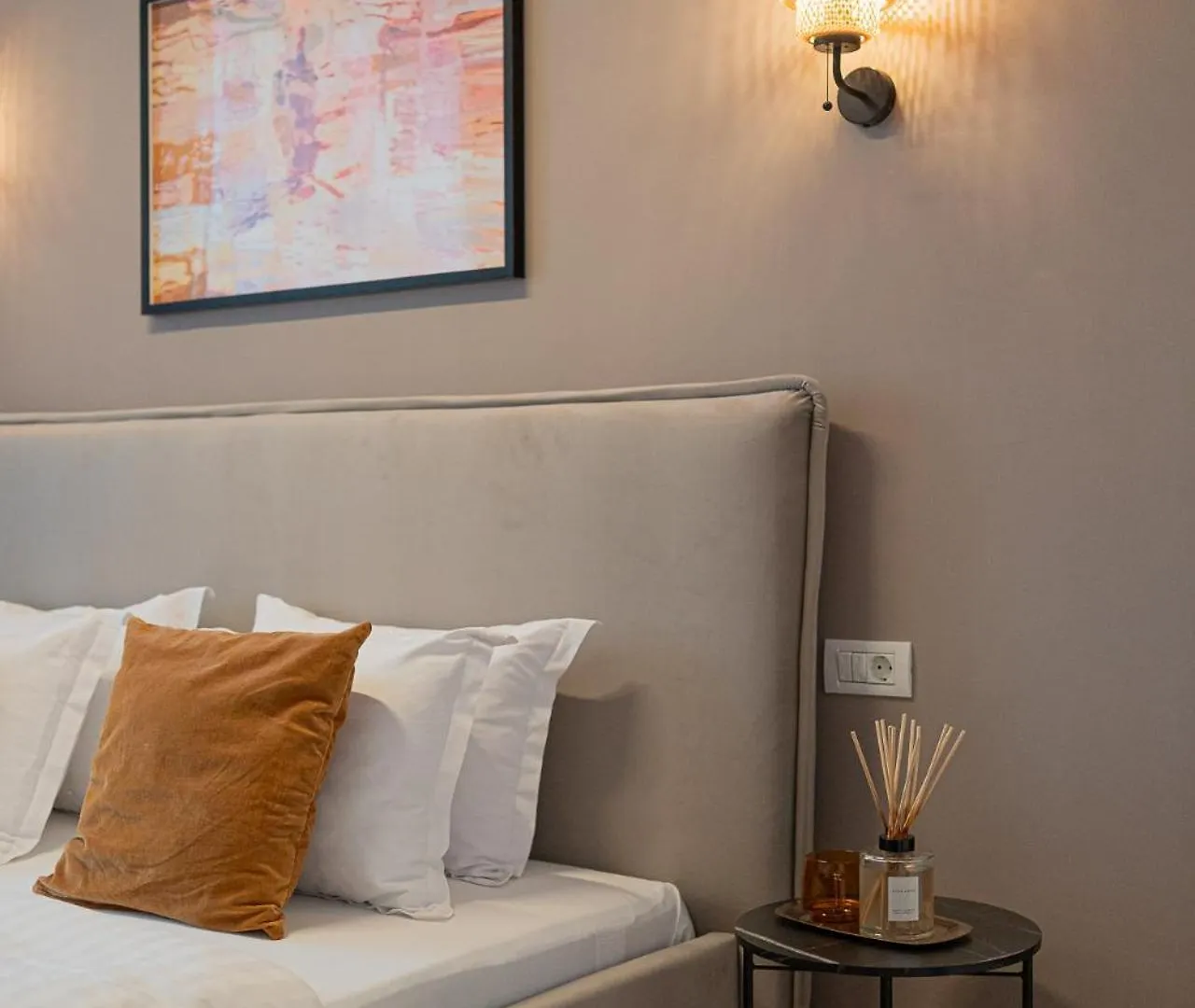 Loggia & Luxe 5Br Penthouse In Universitatii Area Bukarest 0*,