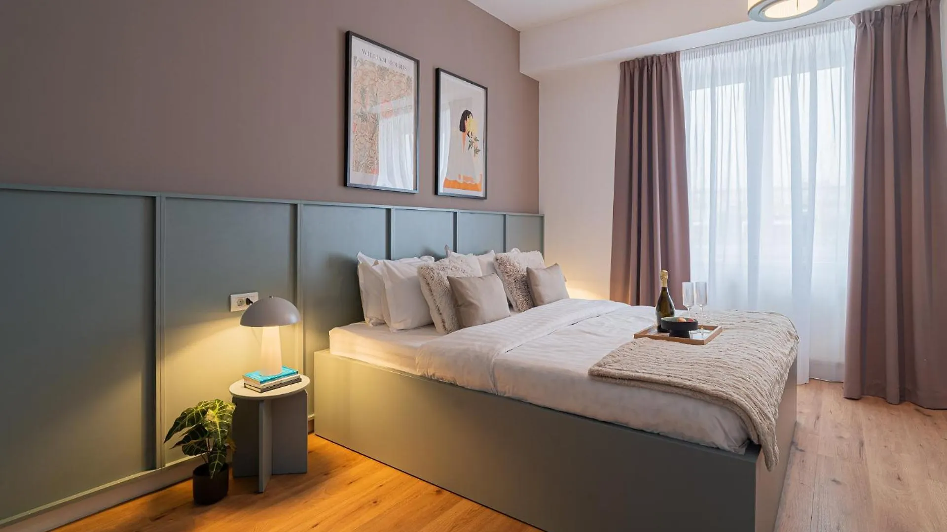 Apartamento Loggia & Luxe 5Br Penthouse In Universitatii Area Bucarest