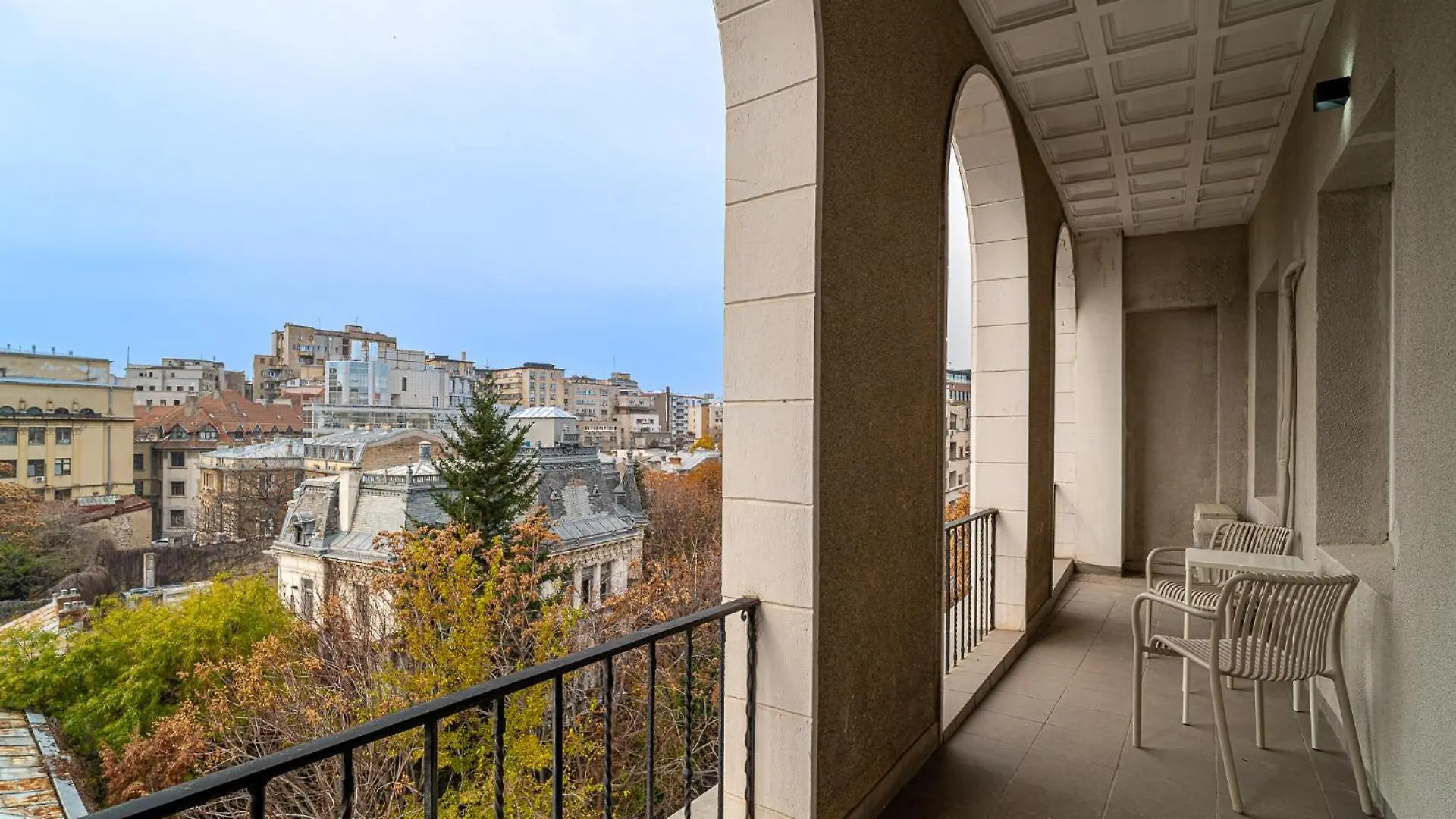 Loggia & Luxe 5Br Penthouse In Universitatii Area 布加勒斯特 0*,
